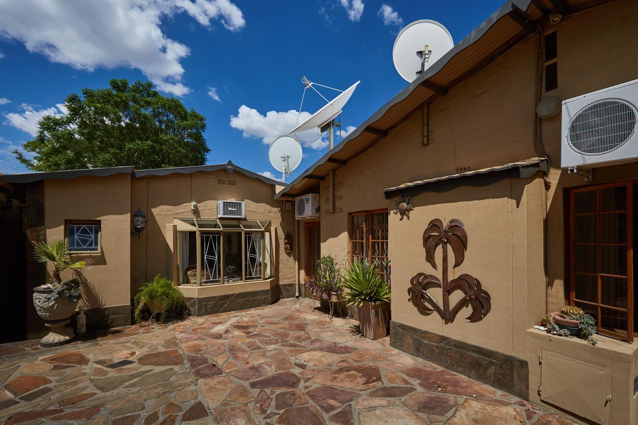 ווינדהוק African Kwela Guest House מראה חיצוני תמונה